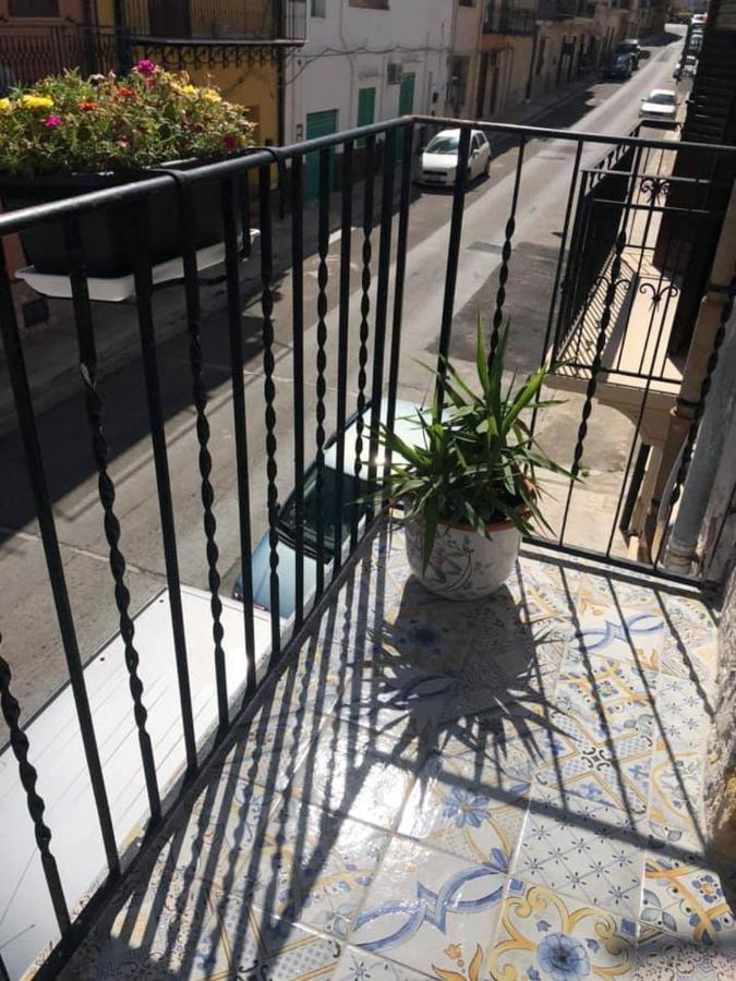 B&B Cinisi Mare E Monti Kültér fotó